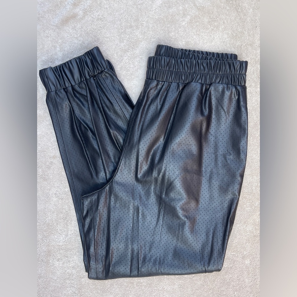 Zara Black vegan Leather perforated Jogger Pants comfortable casual streetwear L